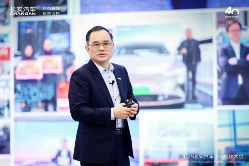 bbmarkets官网你还在为理财烦恼吗？来了解一下ea智慧交易平台如何帮你轻松交易！